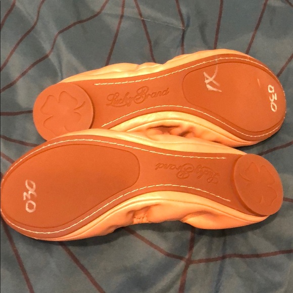 NWOT Lucky Brand ballet flats - Picture 3 of 5